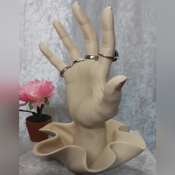 Handmade 3d Printed Jewelry Ring Stand Holder - Picture 10 of 11